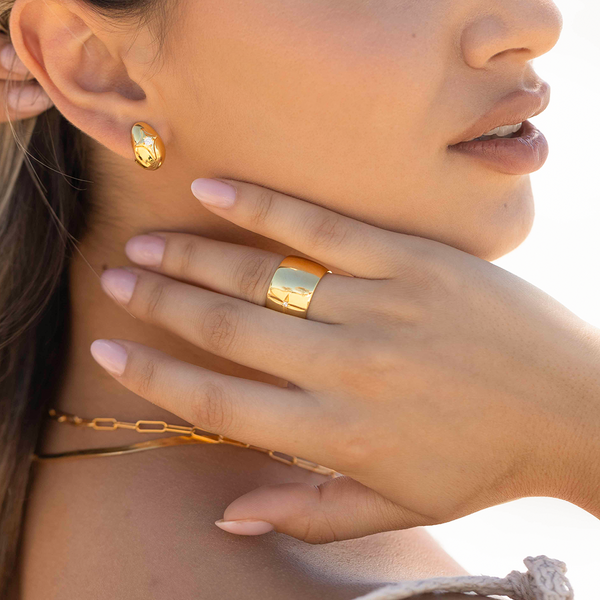 Golden shell